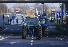 Παρέμβαση ξενοδόχων για μπλόκα αγροτών: Να βρεθεί λύση μέχρι το τέλος της ημέρας