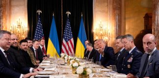 Ζελένσκι: «Στο τραπέζι η παρουσία αμερικανικών στρατευμάτων στην Ουκρανία»