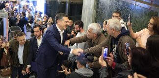 Οι σχεδιασμοί Τσίπρα για το… 31, η αγωνία του ΠΑΣΟΚ για τη δεύτερη θέση και γιατί η NΔ ονειρεύεται τρίτη νίκη