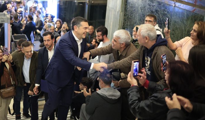 Οι σχεδιασμοί Τσίπρα για το… 31, η αγωνία του ΠΑΣΟΚ για τη δεύτερη θέση και γιατί η NΔ ονειρεύεται τρίτη νίκη