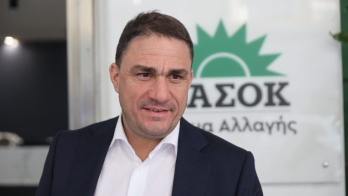Τσουκαλάς: «Δεν γίνεται εσύ να καταστρέφεσαι και να σε “αδειάζει” η κυβέρνηση»