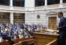 Η οργή των «γαλάζιων» βουλευτών επισφραγίζει μια παρατεταμένη εσωκομματική κρίση – «Μάλωμα» από Μαξίμου στους αντιδρώντες