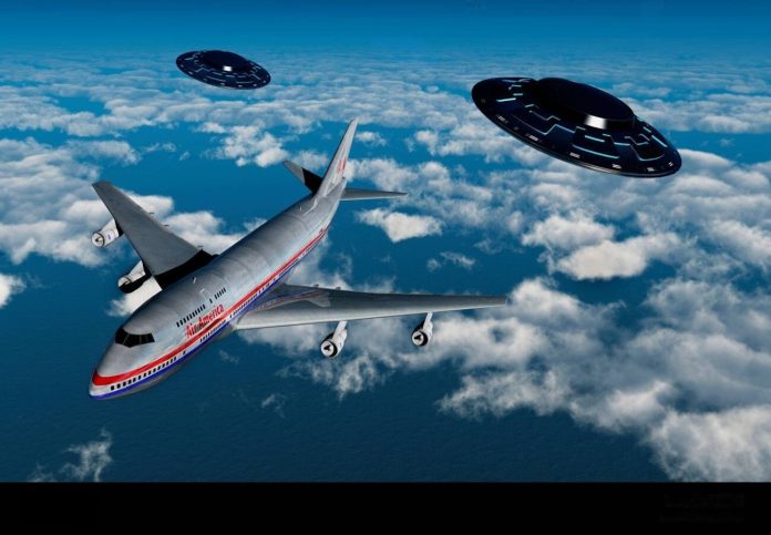 Ιρλανδικός Τύπος: «Άγνωστα αεροσκάφη κυνήγησαν το αεροσκάφος του Ζελένσκι αλλά δεν το… πρόλαβαν»!