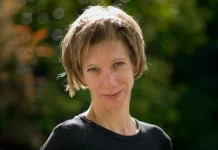 Φρίκη στην Καλιφόρνια: Καρχαρίας κατασπάραξε αθλήτρια του τρίαθλου ενώ κολυμπούσε με τον σύζυγό της, δείτε φωτογραφίες