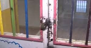 Κυψέλη: Μαθητές κλείδωσαν μέσα στο κτίριο τους διευθυντές του σχολείου που έγινε το περιστατικό με την 16χρονη