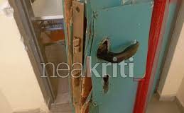 Βανδάλισαν το Λύκειο Χερσονήσου στην Κρήτη: Έσπασαν τζάμια και πόρτες, δείτε φωτογραφίες