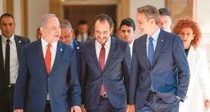 Άμυνα και ενέργεια στην τριμερή συνάντηση Ελλάδας – Κύπρου – Ισραήλ αύριο στην Ιερουσαλήμ, προκαλούν «νεύρα» στην Άγκυρα