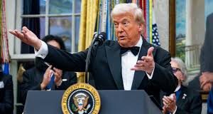 Ντόναλντ Τραμπ: Εγκαινιάζει «χρυσή βίζα» 1 εκατ. δολαρίων για πολύ πλούσιους μετανάστες