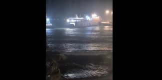 Σάρωσε τη Ρόδο η κακοκαιρία – Η θάλασσα βγήκε στο λιμάνι, πλοίο έδωσε μάχη με τα κύματα