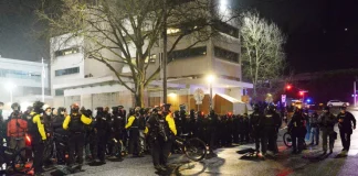 ΗΠΑ: Το υπουργείο Εσωτερικής Ασφάλειας στέλνει εκατοντάδες επιπλέον αστυνομικούς στη Μινεσότα