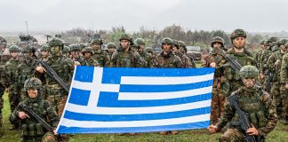 Κρίσεις Ενόπλων Δυνάμεων: Εκατοντάδες αποστρατείες Συνταγματαρχών και Στρατηγός – έκπληξη στην ΑΣΔΥΣ