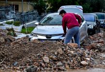 Φρου φρου, αρώματα και…112 – Πώς η κυβέρνηση αντιμετώπισε την κακοκαιρία!