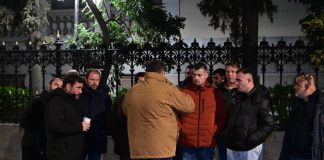 Εξαντλήθηκαν τα όρια παροχών και υπομονής απειλεί ο Μητσοτάκης – Μικρές βελτιώσεις σε ρεύμα και αγροτικό πετρέλαιο