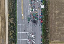 Διήμερο αποφάσεων για τους αγρότες: Σκέψεις για… απόβαση στο Σύνταγμα, αλλά και «παράθυρο» για διάλογο