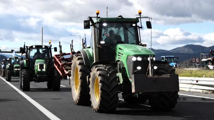 Οι 31 εκπρόσωποι των αγροτικών μπλόκων που θα συναντήσουν τον Κυριάκο Μητσοτάκη τη Δευτέρα