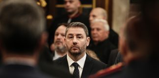 Επιστροφή στο... «ΠΑΣΟΚ και λοιπές δημοκρατικές δυνάμεις»