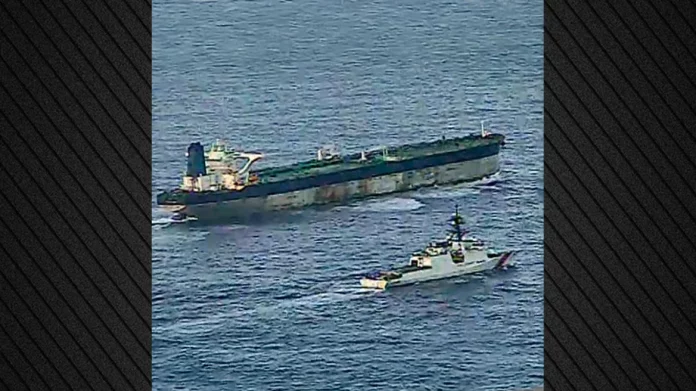 Κυνηγώντας το «Bella 1»: Θρίλερ 18 ημερών στον Ατλαντικό με Navy SEALs και Night Stalkers, μήνυμα Τραμπ στον σκιώδη στόλο, «δεν είστε ασφαλείς πουθενά»-(VIDEO)