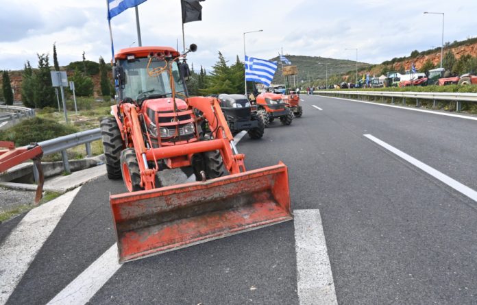 Με αυτόφωρο, πρόστιμα και φυλάκιση με αναστολή απειλούνται οι αγρότες