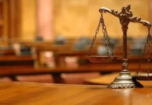 Η Ολομέλεια των Δικηγορικών Συλλόγων ζητά την άμεση κατάργηση της διάταξης για την συνεπιμέλεια των τέκνων