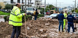 Δήμος Γλυφάδας: Κηρύσσεται σε κατάσταση έκτακτης ανάγκης – «Αυτό που έγινε, δεν το έχουμε ξαναζήσει» λέει ο δήμαρχος