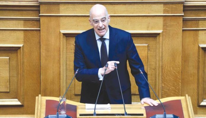 Μήνυμα Δένδια στόν Πρωθυπουργό: Μέ τό Διεθνές Δίκαιο δέν παίζουμε!