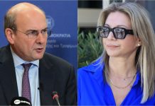 Επίθεση Χατζηδάκη στην Καρυστιανού: Κινείται στη σφαίρα του λαϊκισμού και των ακροτήτων, πλήττει την αντιπολίτευση όχι τη ΝΔ