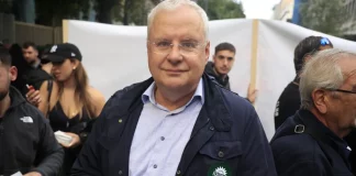 Το ΠΑΣΟΚ καταδικάζει την επίθεση σε βάρος του Ιλχάν Αχμέτ