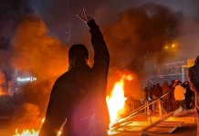 Περίπου 2.000 οι νεκροί στις αντικυβερνητικές διαδηλώσεις, λέει Ιρανός αξιωματούχος