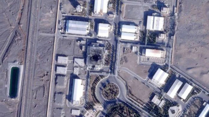 Ιράν: Κινητικότητα καταγράφουν οι δορυφόροι στις πυρηνικές εγκαταστάσεις που είχαν πλήξει ΗΠΑ και Ισραήλ