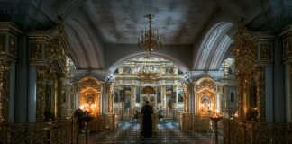 Η θρησκεία στην Ευρώπη αλλάζει – Οι άθεοι αυξήθηκαν κατακόρυφα μέσα σε μία δεκαετία