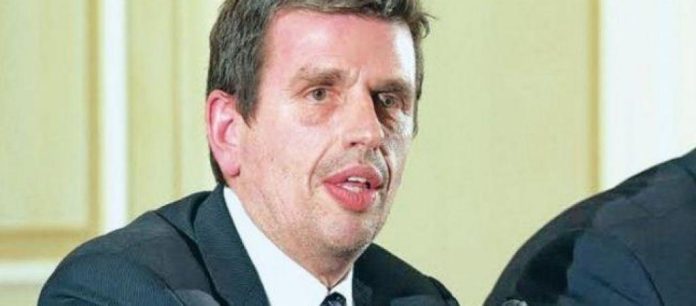 Πολύτεκνη γιατρός με 10 παιδιά, ξεφτιλίζει τον κυβερνητικό βουλευτή Καιρίδη: «Τα παιδιά των ΛΟΑΤΚΙ τα φροντίσατε, τα δικά μας πότε;» – (VIDEO)