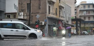 Κακοκαιρία: Νέα προειδοποίηση Μαρουσάκη για καταιγίδες στην Αττική – Πού απαιτείται προσοχή τις επόμενες ώρες (Live χάρτης)