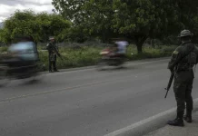 Οι αρχές της Κολομβίας σκότωσαν πέντε μέλη του ισχυρότερου καρτέλ ναρκωτικών της χώρας