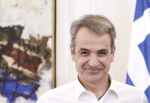 Δεκαετία Μητσοτάκη: Πάρτι για λωτοφάγους