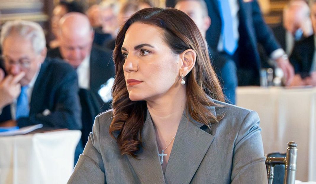 Η ΥΠΟΥΡΓΟΣ ΤΟΥΡΙΣΜΟΥ ΟΓΛΑ ΚΕΦΑΛΟΓΙΑΝΝΗ ΣΤΟ CAPITAL LINK ΣΤΗ ΝΕΑ ΥΟΡΚΗ (ΓΡ. ΤΥΠΟΥ ΥΠ. ΤΟΥΡΙΣΜΟΥ / EUROKINISSI)