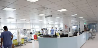 Στη Μονάδα Εντατικής Θεραπείας του ΠΑΓΝΗ γιατρός με βακτηριακή μηνιγγίτιδα