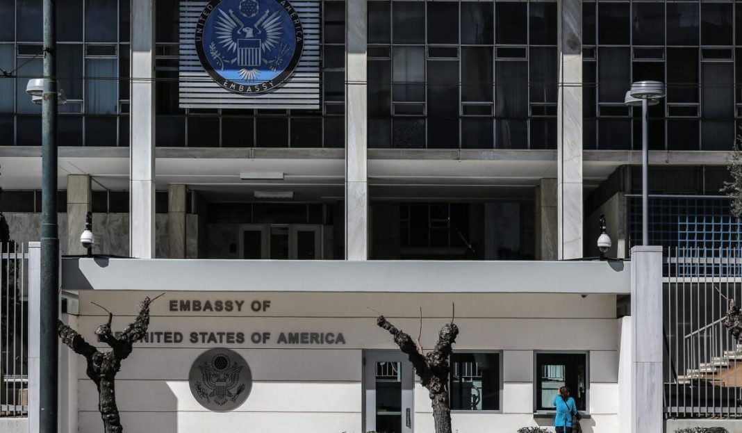 ΥΠΟΠΤΟ ΔΕΜΑ ΕΛΕΓΘΗΚΕ ΑΠΟ ΤΗΝ ΑΝΤΙΤΡΟΜΟΚΡΑΤΙΚΗ ΥΠΗΡΕΣΙΑ ΕΞΩ ΑΠΟ ΤΗΝ ΑΜΕΡΙΚΑΝΙΚΗ ΠΡΕΣΒΕΙΑ