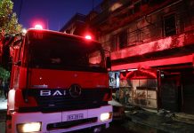 Δάφνη: Φωτιά σε μοτοσικλέτα κι όχημα έσβησε η Πυροσβεστική