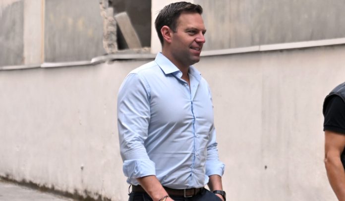 Ο Κασσελάκης περιμένει ακόμα τα χρήματα που δάνεισε στον ΣΥΡΙΖΑ