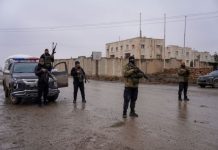 Συρία: Οι Κούρδοι παραδίδουν και άλλη φυλακή στις κυβερνητικές δυνάμεις καθώς εκπνέει η εκεχειρία