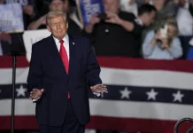 Πολύ σύντομα θα καταρρεύσει η Κούβα, προβλέπει ο Τραμπ