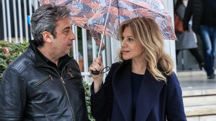 Την παραίτηση της Καρυστιανού ζήτησε το Δ.Σ του Συλλόγου Συγγενών Θυμάτων των Τεμπών