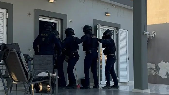 Αγραφιώτης: Βία, Μαφία και Επικοινωνία! Όταν το Κράτος Αποτυγχάνει και Αρκείται στα Δελτία Τύπου