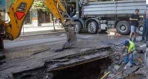 Θεσσαλονίκη: Τραυματίστηκαν τέσσερις εργάτες σε έργο σύνδεσης νέου αγωγού της ΕΥΑΘ