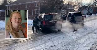 Μινεάπολη: Μητέρα τριών παιδιών η 37χρονη που σκότωσαν πράκτορες της ICE – Είχε μετακομίσει πρόσφατα στην πόλη