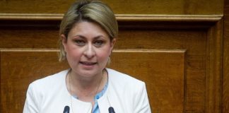 Η Αλεξοπούλου της κυβέρνησης, επιτέθηκε προκλητικά στην αντιπολίτευση για τη ΒΙΟΛΑΝΤΑ – (VIDEO)