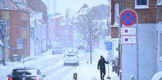 Δανία: Ακυρώσεις πτήσεων, «έμφραγμα» σε ΜΜΜ και κλειστά σχολεία λόγω σφοδρής χιονόπτωσης