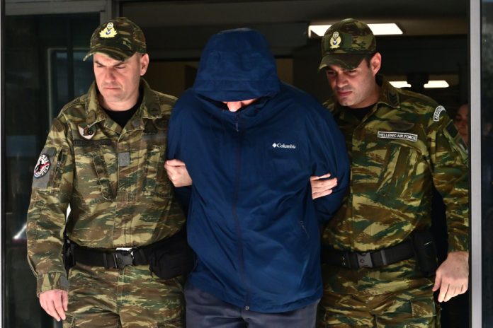 Κατασκοπευτικό θρίλερ στις Ένοπλες Δυνάμεις: Απολογείται σήμερα ο σμήναρχος, νέα στοιχεία για τον Κινέζο «Στίβεν»