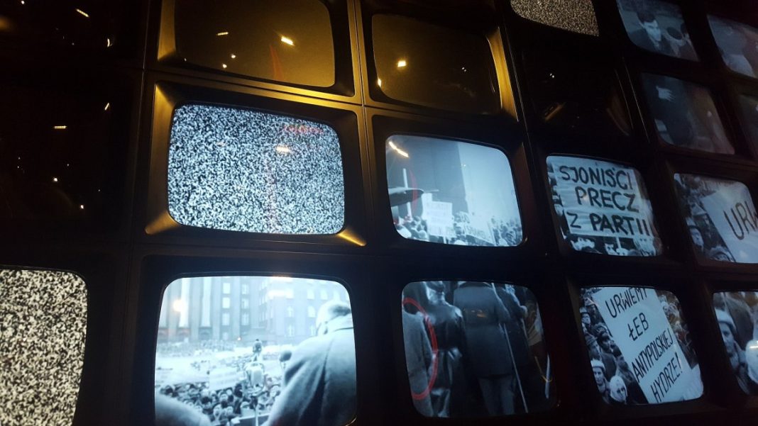 5fa4da31b6c3a434e4fd491d_ussr-2532085_1920-1200x675