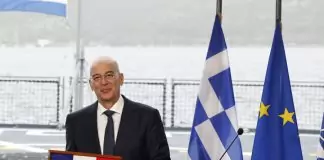 «Πετάει» για ΗΠΑ, ακολουθεί Ινδία